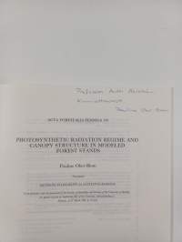 Metsikön Valoilmasto Ja Latvuston Rakenne (signeerattu, tekijän omiste)