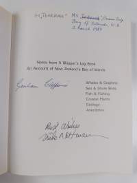 Notes from a Skipper&#039;s Log Book : An Account of New Zealand&#039;s Bay of Islands (signeerattu, tekijän omiste)