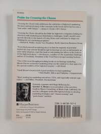 Crossing the chasm : marketing and selling high-tech products to mainstream customers