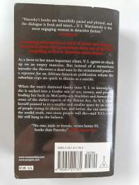 Blacklist : a V. I. Warshawski novel
