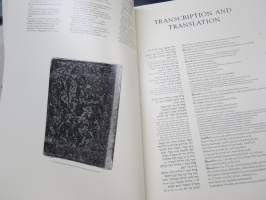 The Ashkenazi Haggadah -faksimile ja selitystekstit; Neuvostojuutalaisten Liiton puheenjohtajan (Morris Abram) omisteella Suomen hallitukselle ja kansalle, 26.5.1988
