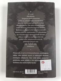 Pinnan alla pimeä