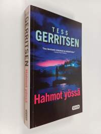 Hahmot yössä