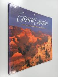 Grand Canyon : the vault of heaven