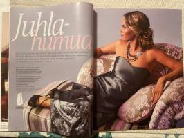Suuri Käsityö 2012 nr 10, Jonna Jylhän vanhojentanssipuku, Minni f.Ronyan usvaniittyjen mekko, kahvipusseista iltalaukku, ranne- ja korvakorut, kaava-arkki