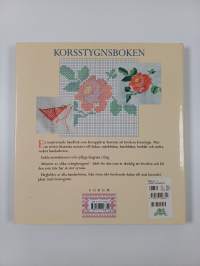 Korsstygnsboken : 30 handarbeten med traditionella mönster