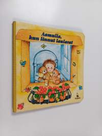 Aamulla, kun linnut laulavat