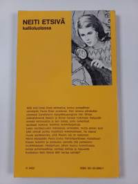 Neiti Etsivä kallioluolassa