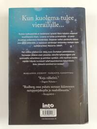 Kuuden metrin syvyydessä