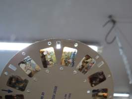 Robby, der Jäger MS 21 - Made in GDR (German Democratic Republic - Itä-Saksa) -itäsaksalainen kuvakiekko (vastaa View-Master kuvakiekkoa)