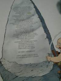 Asterix - Kallija tyttölöi - Karjala Murteel!