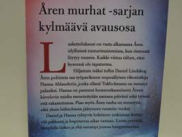 Lumen uhrit / Laakson varjo / Kylmäävä kosto