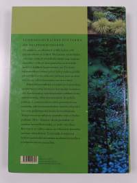 Luonnonmukainen puutarha