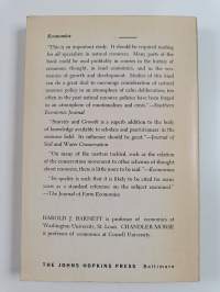 Scarcity and Growth - The Economics of Natural Resource Availability