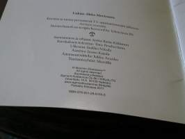aarteen etsintää.    CD PUUTTUU