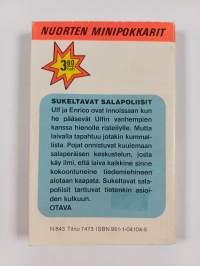 Sukeltavat salapoliisit