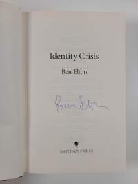 Identity Crisis (signeerattu)