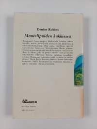Mantelipuiden kukkiessa