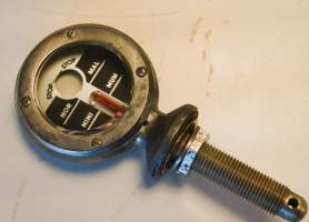 Safety Heat-Meter type  kr 26 / Perfecta  auton jäähdyttimen korkki / lämpömittari