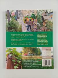 The rurbanite : Living in the country without leaving the city