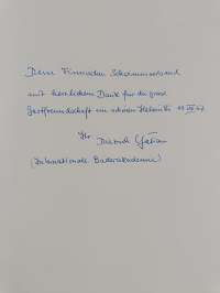 Moderne Schwimmstätten der Welt : Richtlinien und Beispiele für den Bau sportgerechter Anlagen (signeerattu, tekijän omiste)