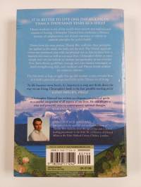 The tibetan art of living : wise body, wise mind, wise life