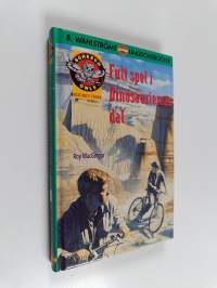 Fult spel i Dinosauriernas dal