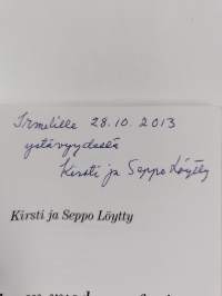 Kolmen vuoden safari : tehtävä Tansaniassa (signeerattu, tekijän omiste)
