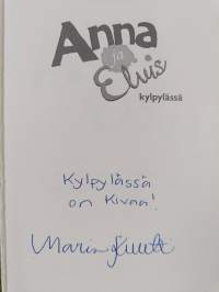 Anna ja Elvis kylpylässä (signeerattu)