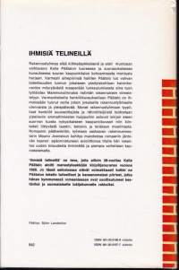 Ihmisiä telineillä, 1974. 7.p.