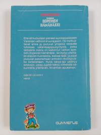 3 etsivää ja hopeinen hämähäkki