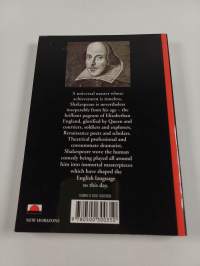 Shakespeare : COURT, CROWD AND PLAYHOUSE