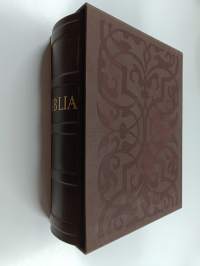 Biblia : Se on : Coco Pyhä Ramattu Suomexi : Pääramattuin hebrean ja grecan jälken: Esipuhetten, marginaliain, concordantiain, selitösten ja registerein cansa