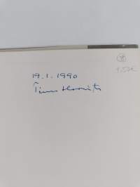 Black, white and grey (signeerattu, tekijän omiste)
