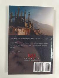 The Red Harlequin : Of masks and chromes