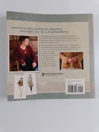 Inspired to knit : creating exquisite handknits