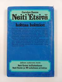 Neiti Etsivä kohtaa Kolmion