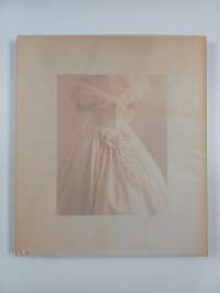 The wedding dress
