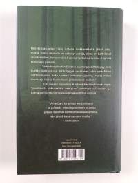 Pimeyden kutsu (ERINOMAINEN)