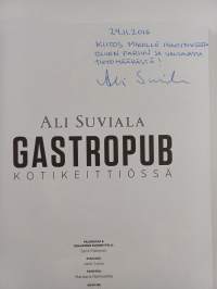 Gastropub kotikeittiössä (signeerattu, tekijän omiste)