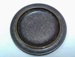 Ruska 6 x lautanen halkaisija 16cm Arabia