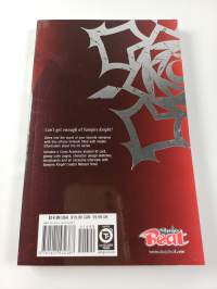 Vampire Knight Official Fanbook (ERINOMAINEN)