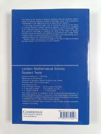 Introduction to Compact Riemann Surfaces and Dessins d&#039;Enfants