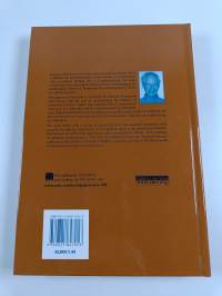Quantum field theory : a tourist guide for mathematicians (ERINOMAINEN)