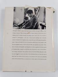 Portrait : the emergence of John F. Kennedy