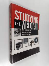 Studying the media : an introduction