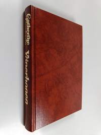 Yöperhonen : romaani