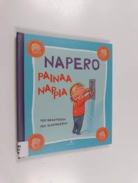 Napero painaa nappia