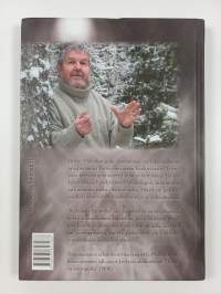 Iltatulien tarinoita (signeerattu, tekijän omiste)