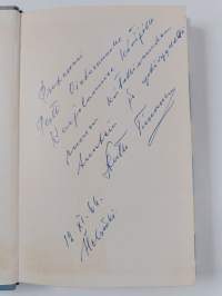 Pieni valkosiipi (signeerattu, tekijän omiste)
